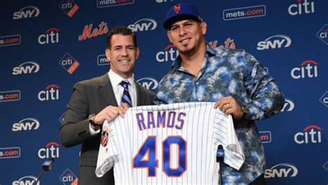 Mets De Nueva York Presenta A Wilson Ramos Como Su Nuevo Cátcher