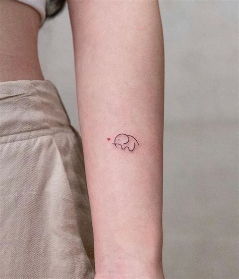 Seducing With Small Easy Tattoo Ideas To Show Off Your Personality