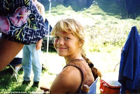 Ariana Richards In Between Takes Behind The Scenes On JurassicPark