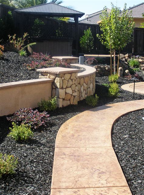 Deciding on which kind of retaining wall to use depends on a myriad of factors. 20 Rock Garden Ideas That Will Put Your Backyard On The Map