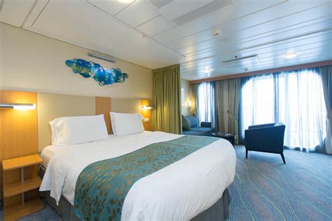 With additional perks such as concierge service, priority boarding and departure privileges, and dedicated entertainment seating, everything you need. Junior Suite with Balcony on Royal Caribbean Allure of the ...