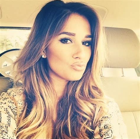 Jessie James Decker Has Beautiful Hair Jessie James Decker Hair Hair Inspo Hair Inspiration