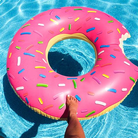 Donut Float Homer Simpson Outdoor Swimming Pool Swimming Pools Plein Air Donut Pool Float