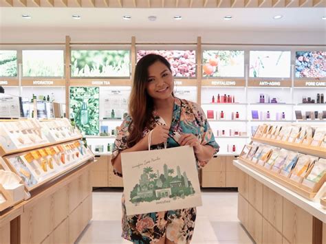 Innisfree Opens in Manila: First look at the SM MOA flagship store ...