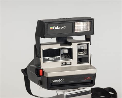 Polaroid Sun 600 Lms Instant Film Camera New Wave Pool