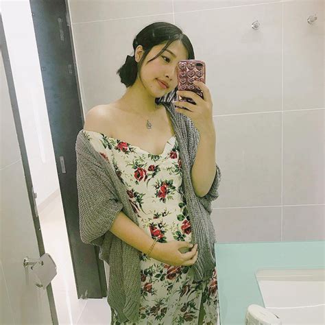 loạt ảnh chứng minh bầu bí vẫn không hạ bệ được nhan sắc của dàn girl xinh này người đẹp