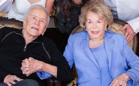Anne Douglas Muere Viuda De Kirk Douglas A Los 102 Años Grupo Milenio