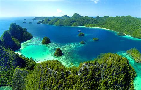 Tips Traveling Ke Raja Ampat Nusa Travel Guide