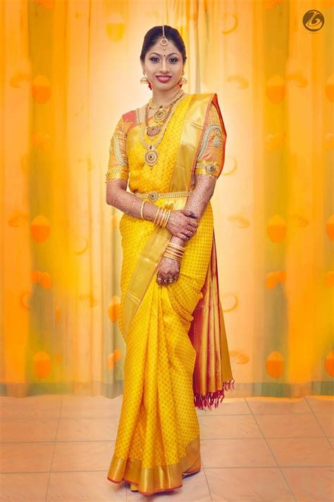 Wedding Bridal Lehenga Bride In Amazing Saree Gown More Information On Weddingnet Weddingne