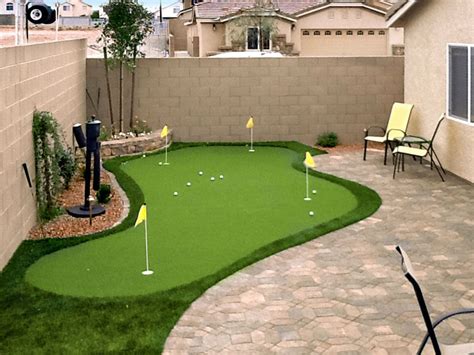 It takes 1.5 to 2 lbs per sq. Putting greens in Las Vegas, NV | Synthetic Putting Greens | Henderson, Paradise, Sunrise Manor ...