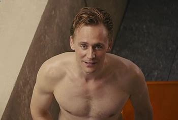Tom Hiddleston Frontal Nude In High Rise Gay Male Celebs