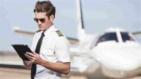 10 Tips How To Get A Job In Aviation