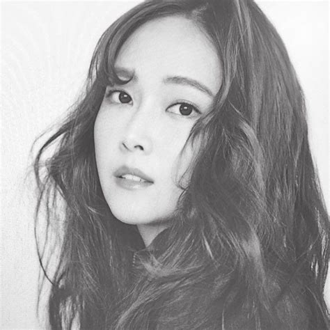 Check Out Jessica Jungs Gorgeous Pictures From Her High Cut