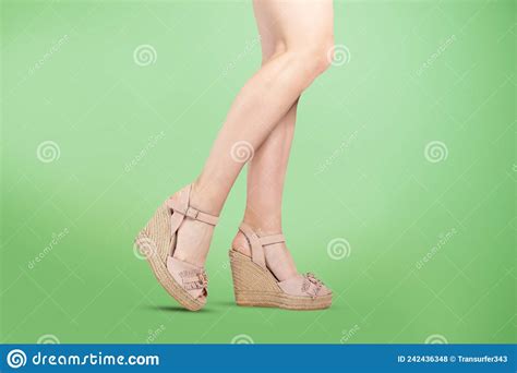 A Pair Of Pink Slippers Stock Image 34352179