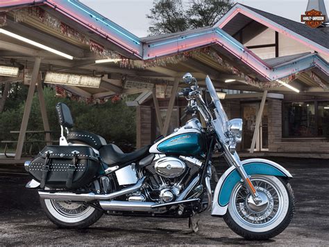 Harley Davidson Pictures 2013 Flstc Heritage Softail Classic Review