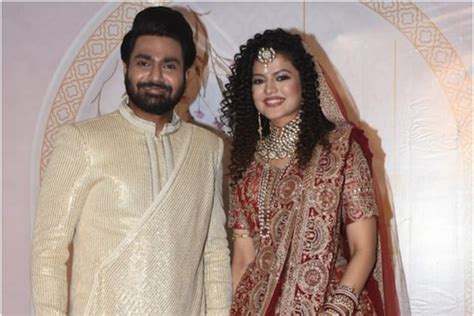 Palak Muchhal Marries Mithoon Sonu Nigam Rubina Dilaik Attend Wedding Reception News18