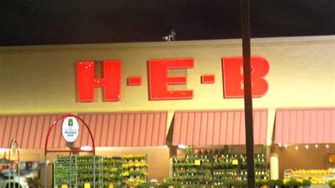 San Antonio resident wins $2M Powerball prize at H-E-B