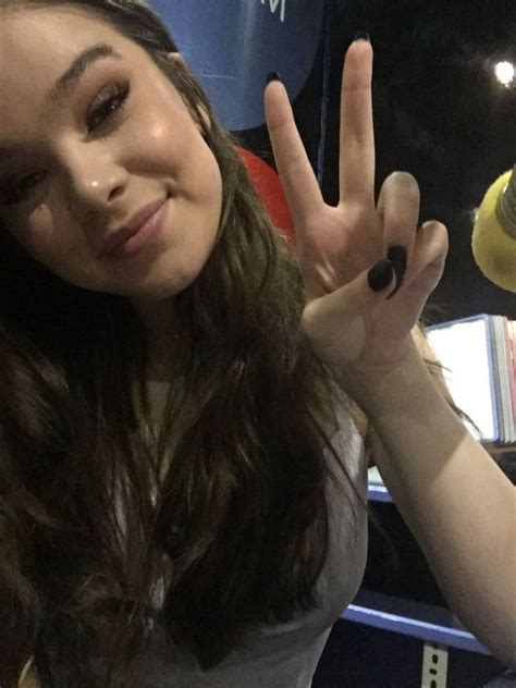 Hailee Steinfeld Twitter And Instagram Personal Pics 452016