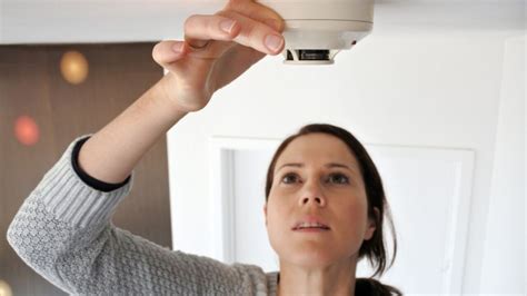 Exploring Smoke Alarms Ionisation Vs Photoelectric Detection