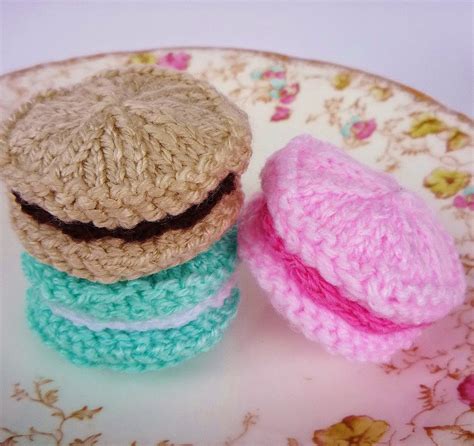 The Creations Of Crazy Dazy Free Macaron Pattern