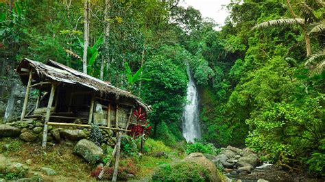 Air terjun way lalaan terletak di kaki gunung tanggamus dan merupakan air terjun bertingkat dengan jarak kurang lebih 200 m. Wisata Alam Air Terjun Kembar Barambang Sinjai | Aneka ...