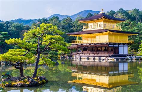 7 Of The Most Famous Monuments In Japan