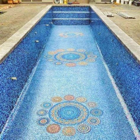 Why Mosaic Tiles Are The Best Solution For Your Pool