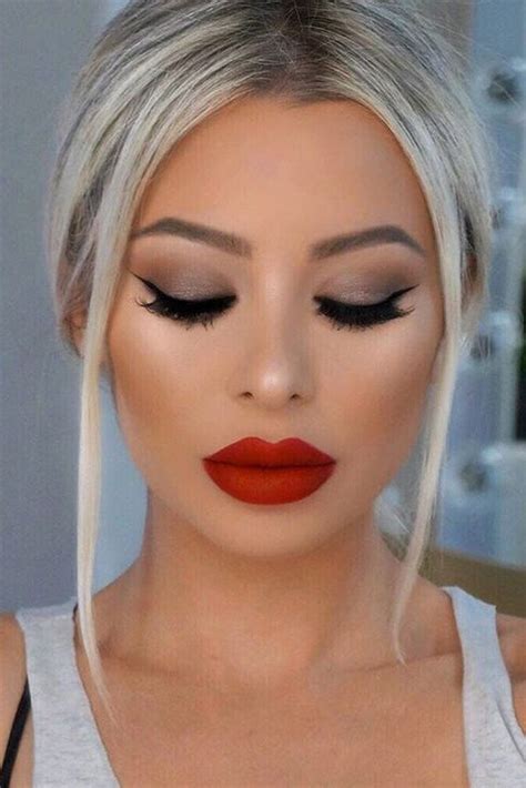 red lipstick makeup look blonde lipsticktok