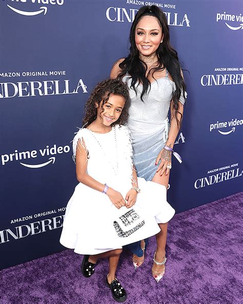 Chris Browns Daughter Royalty Brown Attends ‘cinderella Premiere