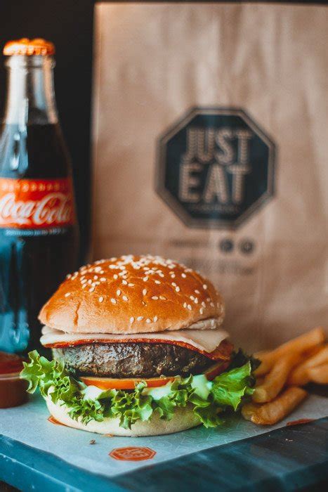 10 Burger Photography Tips For Styling And Shooting