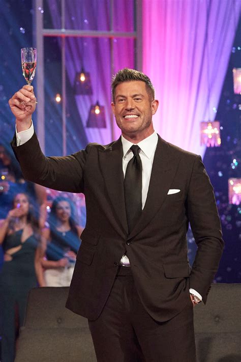 Ex Qb Jesse Palmer Starring Host Of The Bachelor Franchise