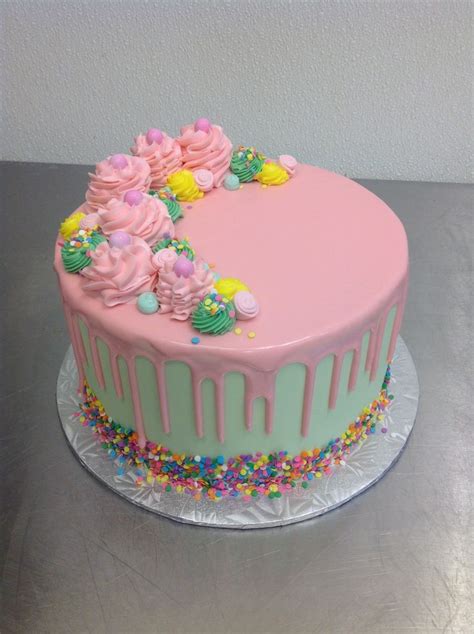 Pin By Deettas Bakery On Birthday Cakes Girl Cakes Cake Decorating