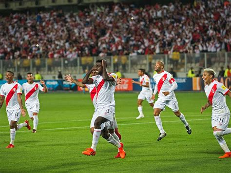 Peru national team football players list 2019. Peru Beat New Zealand 2-0 To Capture Last FIFA World Cup ...