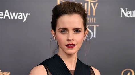 Emma Watson S Private Photos Stolen Leaked In Hack Lipstiq