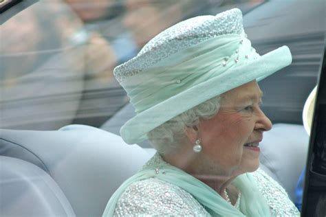 Queen Elizabeths Diamond Jubilee 2012 Queen Hat Queen Dress Jubilee