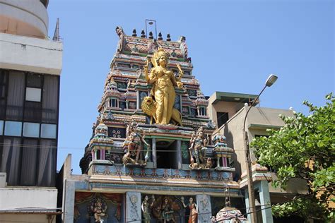 Hindu Temple Colombo Sri Lanka Hindu Temple Colombo Sr Flickr