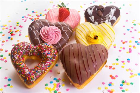Heart Shape Donuts Valentine’s Day Special Makanan Hidangan Penutup