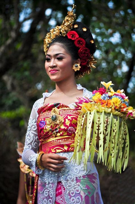Balinese Girl With Traditional Dress Editorial Stock Image Image Of