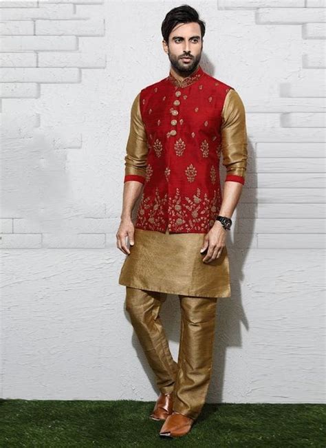 Top 15 Fashionable Bengali Groom Dress Ideas For Reception Ceremony