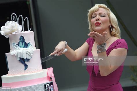 Actress Jessica Sugar Kiper Attends The Marilyn Monroes 90th News