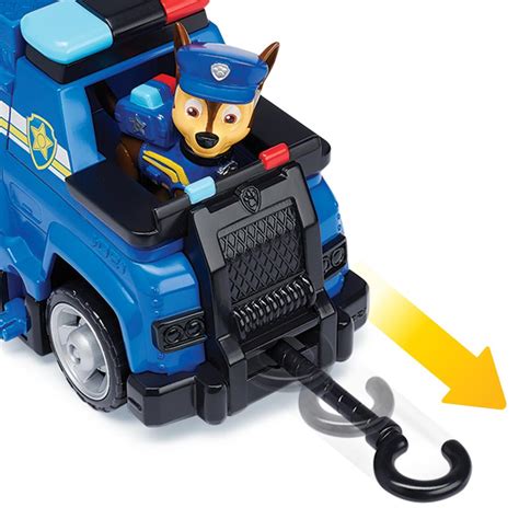 Spin Master Paw Patrol Chases Ultimate Rescue Police Cruiser