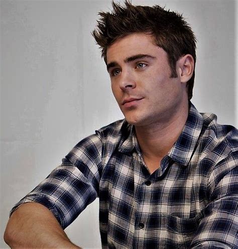 Pin By Jm Flyer On Zac Efron Through The Years Men Casual Casual