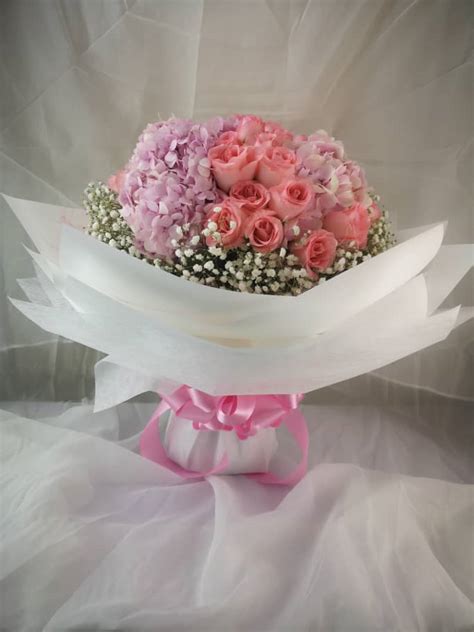 Evelyn Hydrangea Bouquet Nieldelia Online Florist Kl Flower