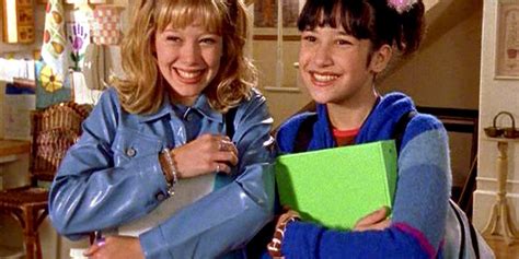 we re pretty sure hilary duff just confirmed a lizzie mcguire reboot and we re screaming her ie