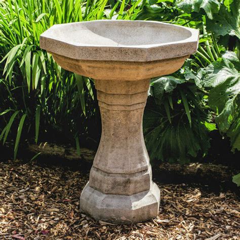 Pedestal Stone Bird Baths Made In Stone Or Concrete Bird Barn