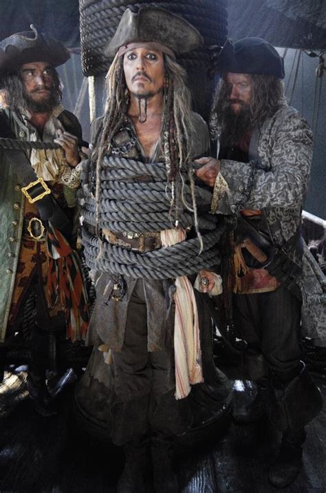 First Look Johnny Depp In Pirates Of The Caribbean 5 Reel Life