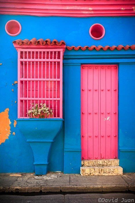De Cuando Una Puerta Y Su Color Nos Cuenta Una Historia Door Portes