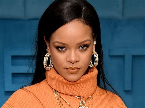 Rihannas 10 Most Streamed Tracks Ranked As Singer Becomes Queen Of Spotify