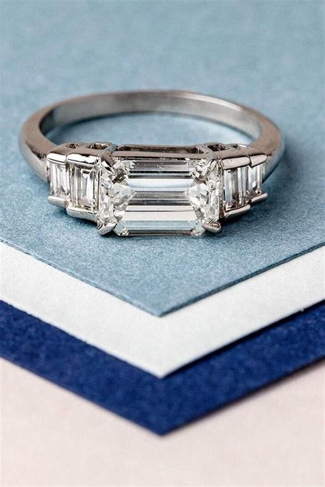 21 Emerald Engagement Rings For A Perfect Finger Oh So Perfect Proposal