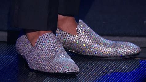 Nick Cannon Wears Million Shoes On Agt Finale Today Com